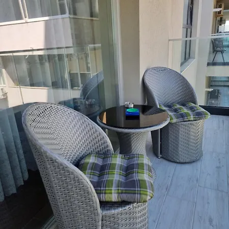 Vennesy-endless Summer Apartment Navodari